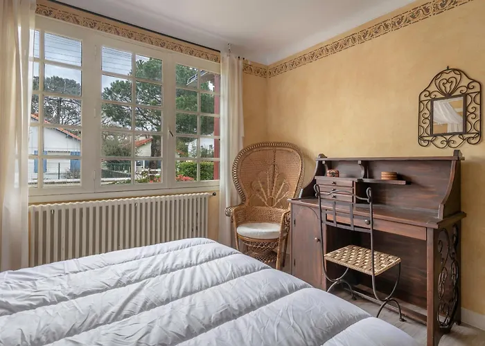 Maison Pour 8 - Proche Plages *