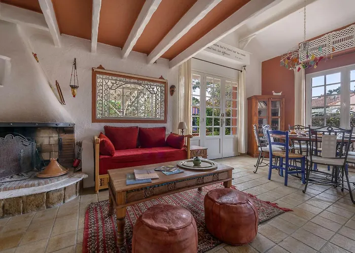 Maison Pour 8 - Proche Plages 別荘 *