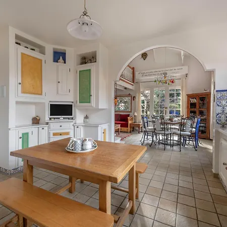 Maison Pour 8 - Proche Plages